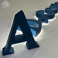 Enseigne lumineuse LED 3D personnalisée avec lettres bleues rétroéclairées, lettres en acier inoxydable miroir avec halo lumineux pour la réception de bureau