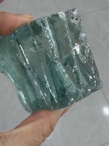หินเซอร์โคเนียคิวบิกเซอร์โคเนียแบบหยาบอัญมณีหลวมไม่เจียระไน - Product Image 1