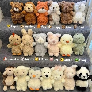 Peluche a forma di maiale in stile cartone animato della serie UK Little Curly Hair Small Animal, imbottito in cotone PP, per adolescenti e adulti, per macchine a griffa, all'ingrosso - Product Image 2