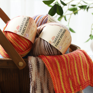 290 <span class=keywords><strong>laine</strong></span> fil artisan <span class=keywords><strong>50</strong></span>% <span class=keywords><strong>laine</strong></span> <span class=keywords><strong>50</strong></span>% <span class=keywords><strong>acrylique</strong></span> mélangé fil dégradé couleur arc-en-ciel bricolage fantaisie fil 50g boule - Product Image 3