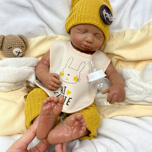 ตุ๊ก<span class=keywords><strong>ตา</strong></span>ซิ<span class=keywords><strong>ล</strong></span>ิโคนรีบอร์นผิวสีเข้ม <span class=keywords><strong>ข</strong></span>นาด 20 นิ้ว รุ่น LouLou <span class=keywords><strong>ตา</strong></span><span class=keywords><strong>ปิด</strong></span> แสดงอารมณ์สมจริง สำหรับผู้เชี่ยวชาญด้านการบำบัดและผู้ช่วยด้านสุ<span class=keywords><strong>ข</strong></span>ภาพจิต - Product Image 5