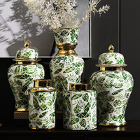 Vase décoratif en céramique de style chinois, pot à gingembre en porcelaine, motif feuille, accent doré pour salon et entrée