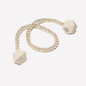 Cortina en forma <span class=keywords><strong>de</strong></span> cubo <span class=keywords><strong>de</strong></span> <span class=keywords><strong>Rubik</strong></span> magnético <span class=keywords><strong>de</strong></span> diseño minimalista <span class=keywords><strong>de</strong></span> estilo moderno, accesorios <span class=keywords><strong>de</strong></span> decoración del hogar para sala <span class=keywords><strong>de</strong></span> estar - Product Image 1