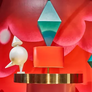 Kreative Weihnachts-Visualer-Rückstein aus Fiberglas geometrisches Figurenmodell für Taschenladen-Dekoration
