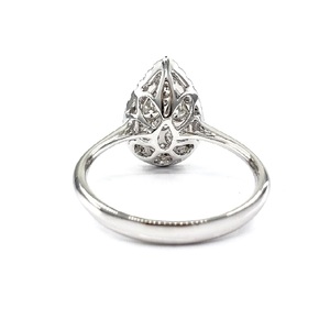 Fournisseur de bijoux de Hong Kong, conception OEM, sertissage pavé, or blanc massif 18 carats, diamant véritable, forme poire, solitaire classique pour mariage, grappe - Product Image 3