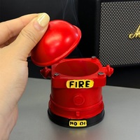 Cendrier en résine personnalisé en gros, cendrier en forme de poteau d'incendie, ornements décoratifs, nouveauté créative, décoration d'intérieur pour cadeau de la Fête des Pères