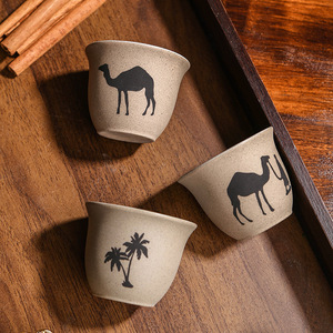 Set di <span class=keywords><strong>Tazze</strong></span> <span class=keywords><strong>da</strong></span> Caffè Arabe in Ceramica, Design Moderno e Minimalista con Tema Cammello, Tazzine <span class=keywords><strong>da</strong></span> Tè in <span class=keywords><strong>Porcellana</strong></span> - Product Image 4