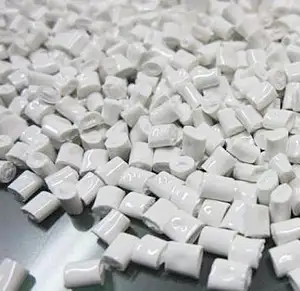 Materia prima PP GF 40 Polipropileno precio por kg China fábrica vende directamente gránulos de plástico
