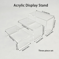 Support d'affichage transparent en acrylique à plusieurs niveaux en forme de U pour l'affichage de figurines, jouets, cosmétiques et chaussures sur un bureau