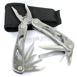 Pince pliante multifonctionnelle 10,5 cm en acier inoxydable, outil de survie en plein air 13 en 1 - Product Image 1