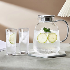 Carafe en verre pour eau froide 1600ml 2000ml en borosilicate de haute qualité, forme cloche large, pour fêtes et usage adulte - Product Image 1