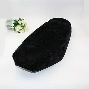 Funda de asiento de terciopelo negra para vehículo eléctrico, motocicleta, protección engrosada para ciclismo - Product Image 1