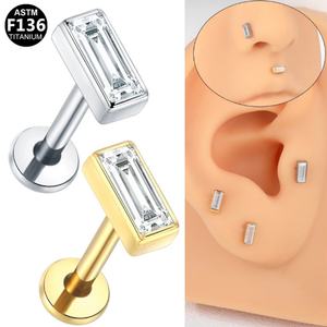 Pendiente de Labret Gaby G23 Classic de Titanio de Grado Implante ASTM con Zirconia y Recubrimiento PVD Dorado, Parte Trasera Plana - Product Image 2