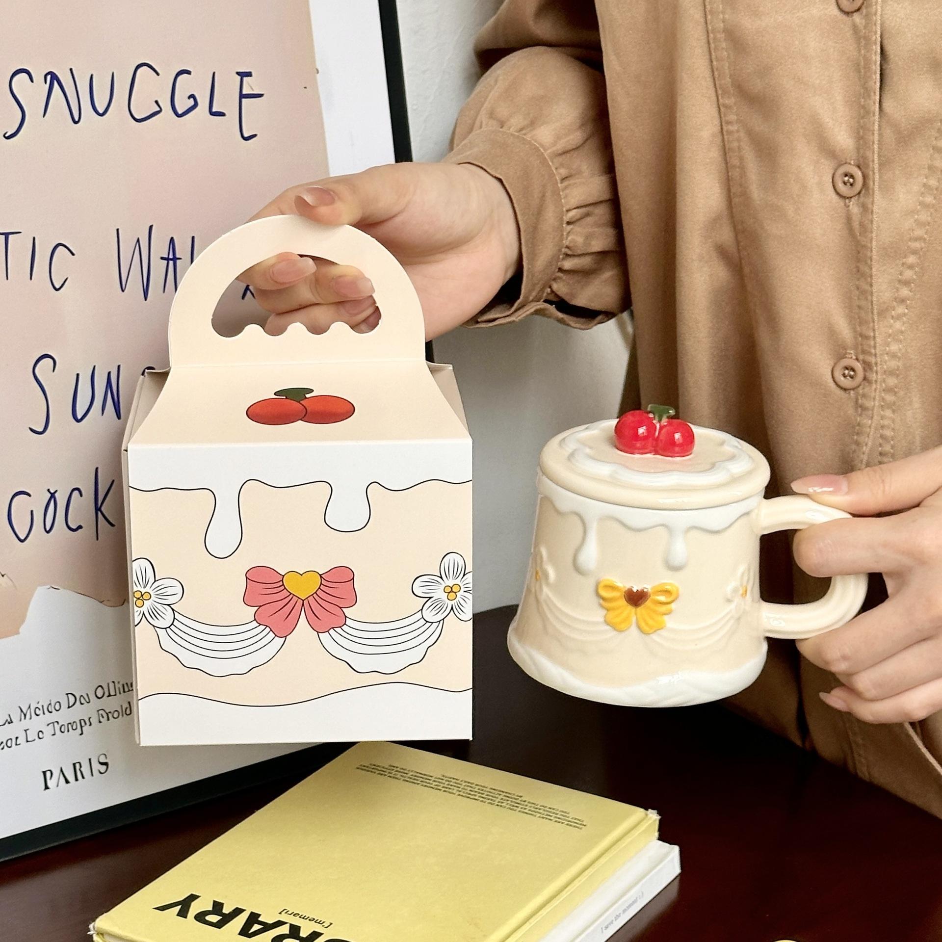 Gobelet à gâteau cerise jaune + étui de transport