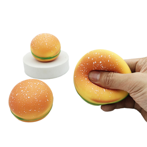 Nouvel Ensemble Adorable de Jouets Squishy en Forme de Pâtisserie (Burger, Croissant, Pain Ananas) pour Enfants de 8 à 13 Ans – Anti-Stress Réaliste en Caoutchouc TPR Écologique - Product Image 3