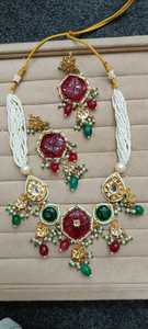 Gargantilla delicada con cuentas de jade Pachi Work hechas a mano y aleación de oro pulido diseñador real Kundan set producto a granel hecho a mano - Product Image 2