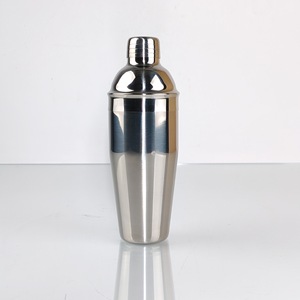 <span class=keywords><strong>Set</strong></span> Shaker <span class=keywords><strong>per</strong></span> <span class=keywords><strong>Cocktail</strong></span> in Acciaio Inox Stile Europeo Moderno e Minimalista, Kit Completo <span class=keywords><strong>per</strong></span> Preparazione <span class=keywords><strong>Cocktail</strong></span> da 700ml - Product Image 3