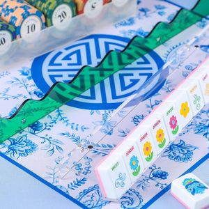 Estante de Mahjong de Acrílico Transparente con Diseño de Ondas para 4 Jugadores, Juego de Mahjong Moderno y Portátil - Product Image 5