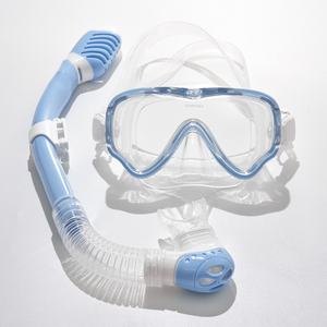 Masque de plongée anti-buée haute définition et bracelets en silicone Tout en silicone pour la plongée, la natation et le surf des enfants - Product Image 2