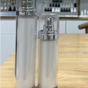 Flacon pulvérisateur sans air 30ml 50ml, conteneur en aluminium argenté, flacon pompe sans air en aluminium, flacon sans air à double paroi - Product Image 1