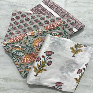 Tela de Algodón Indio Ligera, Ecológica, de Color Rosa Suave con Estampado Floral para Vestidos de Niñas y Niños, por Yarda, Origen Indio - Product Image 5