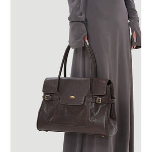 Sac fourre-tout en cuir de vache véritable pour femme, grande capacité, sac à bandoulière pour trajets quotidiens, sac à main minimaliste haut de gamme pour le travail - Product Image 5