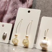 Lot de 50 cartes d'exposition de boucles d'oreilles, en papier Kraft, avec logo personnalisé, de haute qualité