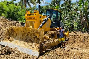 Entrega Rápida en 24h, Envío Gratuito, Bulldozer Oruga de 120HP - Product Image 3