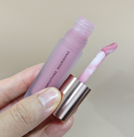 Oubliez la lèvre de remplissage ligne repulpante lissage gloss marque privée