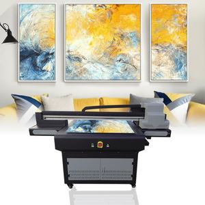 Machine d'impression UV à plat pour dessins et peintures délicats, idéale pour l'impression de coques de téléphone, de logos sur t-shirts et d'étiquettes en cristal - Product Image 4