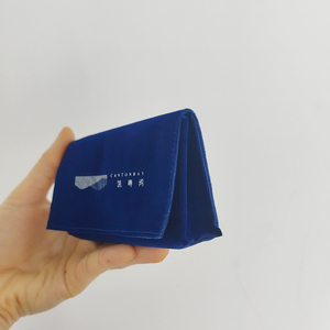 Bolsa de terciopelo personalizada para relojes y joyas, estuche de gamuza sintética con logo impreso - Product Image 5