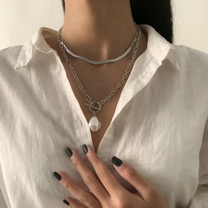 Collier double couche en or avec pendentif perle baroque pour femme, bijoux de fête - Product Image 2