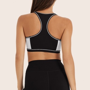 ชุดออกกำลังกายสำหรับผู้หญิงไซส์พลัส ปรับแต่งได้ - เสื้อชั้นในกีฬาโยคะเนื้อผ้าบางเบา ระบายอากาศได้ดี กางเกงขาสั้นเอวยางยืดสีพื้น - Product Image 4