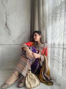 Ropa étnica india Conjunto de tres piezas Ropa de mujer Impreso Kurtis indio con pantalones Palazzo Material de alta calidad - Product Image 5