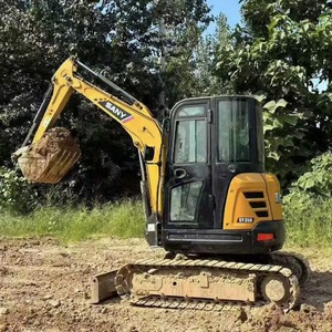 Mini-excavatrice sur chenilles hydraulique Sany SY35U d'occasion, 3,8 tonnes, à braquage zéro, faible nombre d'heures de travail, bon état - Product Image 3