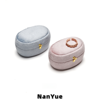 Nouvelle boîte à bagues ovale de luxe en velours, style vintage, avec fermoir métallique, portable, pour mariage, fiançailles, rangement de bijoux, boîte cadeau, vente en gros