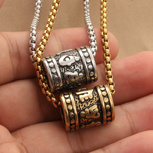 Collier pour homme en acier inoxydable avec pendentif rond à lettres, design géométrique rétro punk, style européen et américain - Product Image 3