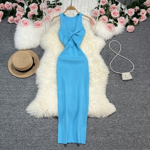 Nouvelle mode estivale, nouveau style, <span class=keywords><strong>robe</strong></span> <span class=keywords><strong>longue</strong></span> décontractée noire sexy à fente et bretelles spaghetti pour femmes - Product Image 1