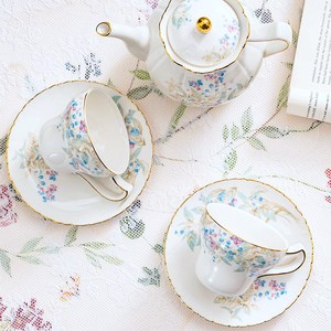 Ceramic Tea <b>Set</b> - Berry Floral <b>Teapot</b> with <b>2</b> <b>Cups</b> <b>and</b> Saucers Gift Box - Product Image 3