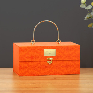 Wholesale Luxury Metal Hand-held Embossed Green <strong>Red</strong> Paper <strong>Boxes</strong> Valentines Wedding Bridesmaid Gift Box - Product Image 6