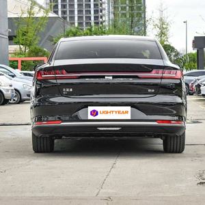 BYD E-9 Sedán Eléctrico de Lujo, con una Autonomía de 550 Kilómetros, un Vehículo de Nueva Energía en 2026 - Product Image 1