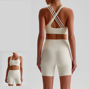 Conjunto de yoga delgado y transpirable para <span class=keywords><strong>mujer</strong></span> con <span class=keywords><strong>chaleco</strong></span> sin mangas y Falda corta Conjunto ligero para correr y hacer ejercicio - Product Image 1