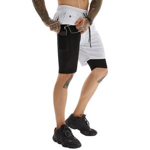 Pantalones cortos de jogging de satén para hombre de alta calidad, deportes personalizados, entrenamiento ligero informal, entrenamiento de gimnasia con estampado sublimado y bolsillos - Product Image 3