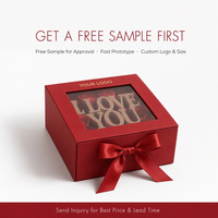 Boîte cadeau étanche rouge festive « Je t'aime » avec fenêtre transparente, couvercle gaufré, séparateur en forme de cœur, compartiment et nœud en ruban de satin