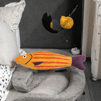 Jouets pour chats en polyester pelucheux de luxe, jouets pour chats à la catnip, jouets pour chats en forme de poisson, jouets interactifs pour animaux de compagnie, jouets doux pour chats en forme de poisson