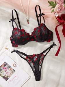 Conjunto de Lencería de Encaje con Bordado Floral de Rosas Negras, Conjunto de Sujetador con Aros y Tanga de Malla Transparente, Lencería Francesa - Product Image 3
