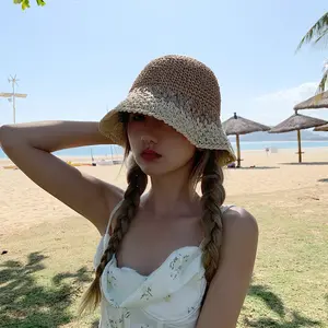 Summer seaside vacation travel cappello da sole protezione solare cappello di paglia cappello da pescatore all'uncinetto pieghevole di colore femminile