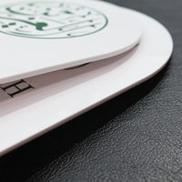Panneau de table en acrylique personnalisé en forme d'arche, texte sur mesure, support de table décoratif autoportant avec impression UV verte pour mariage et fête