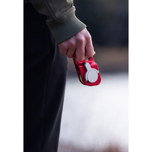 Bobine miniature rouge minimaliste de qualité supérieure pour la pêche en extérieur – Outil essentiel pour attraper le poisson - Product Image 1