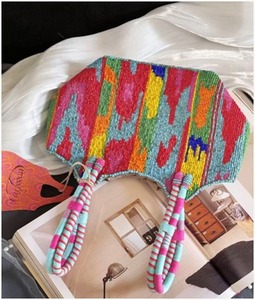 Bolso de Mano Bordado con Cuentas Hecho a Mano de la Mejor Calidad para Mujer, Bolso de Moda de Lujo para Bodas, Fiestas y Uso Diario en Venta - Product Image 6